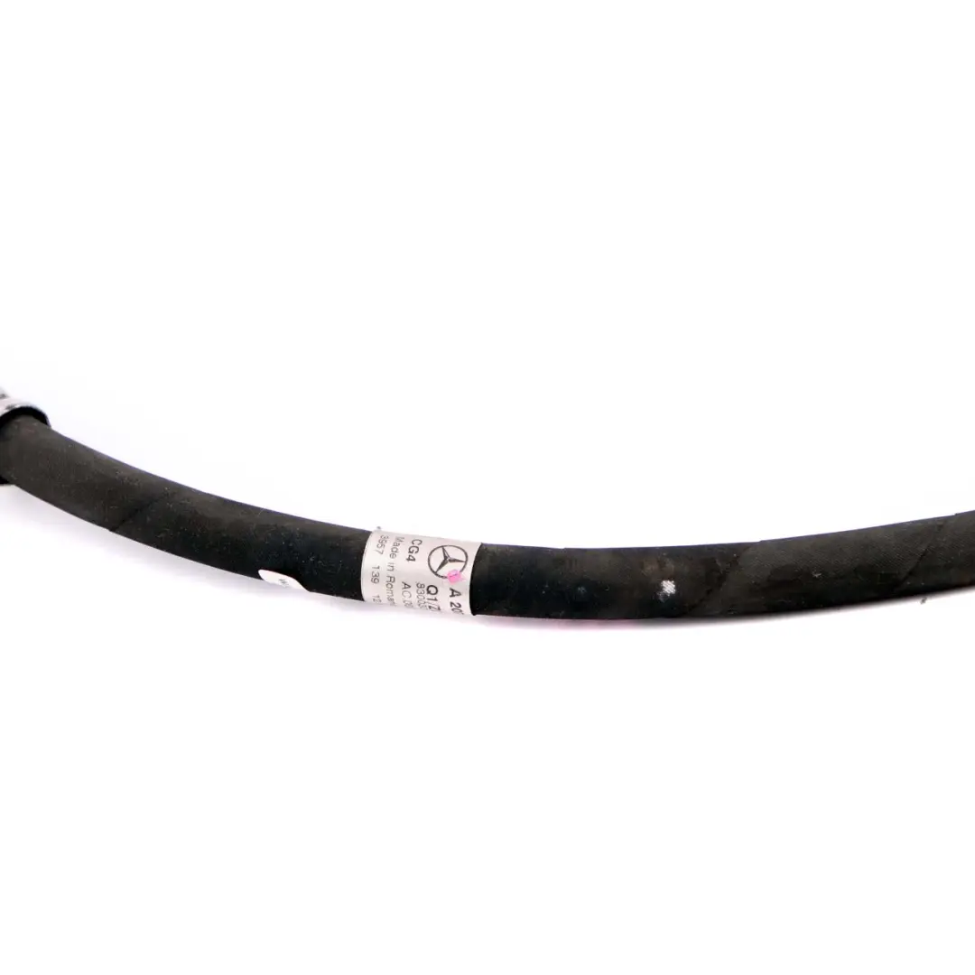 Mercedes W212 Tuyau De Climatisation A/C AC Hose Line - SKU A2078303015 - Numéro de pièce A2078303015