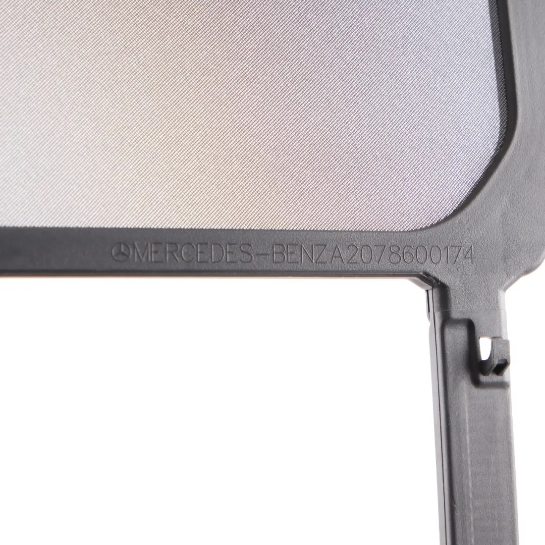 Mercedes A207 W207 Cabriolet Déflecteur d'air Stop - SKU A2078600174 - Numéro de pièce A2078600174