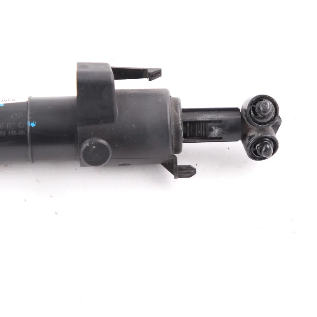 Ugello Lavafari Cilindro Spruzzatore Fari Destro 4872039 per BMW E92 E93 LCI con numero di parte A2078600247 BMW E92 E93 LCI Ugello Lavafari Cilindro Spruzzatore Fari Destro 4872039 - SKU A2078600247 - Numero di parte A2078600247