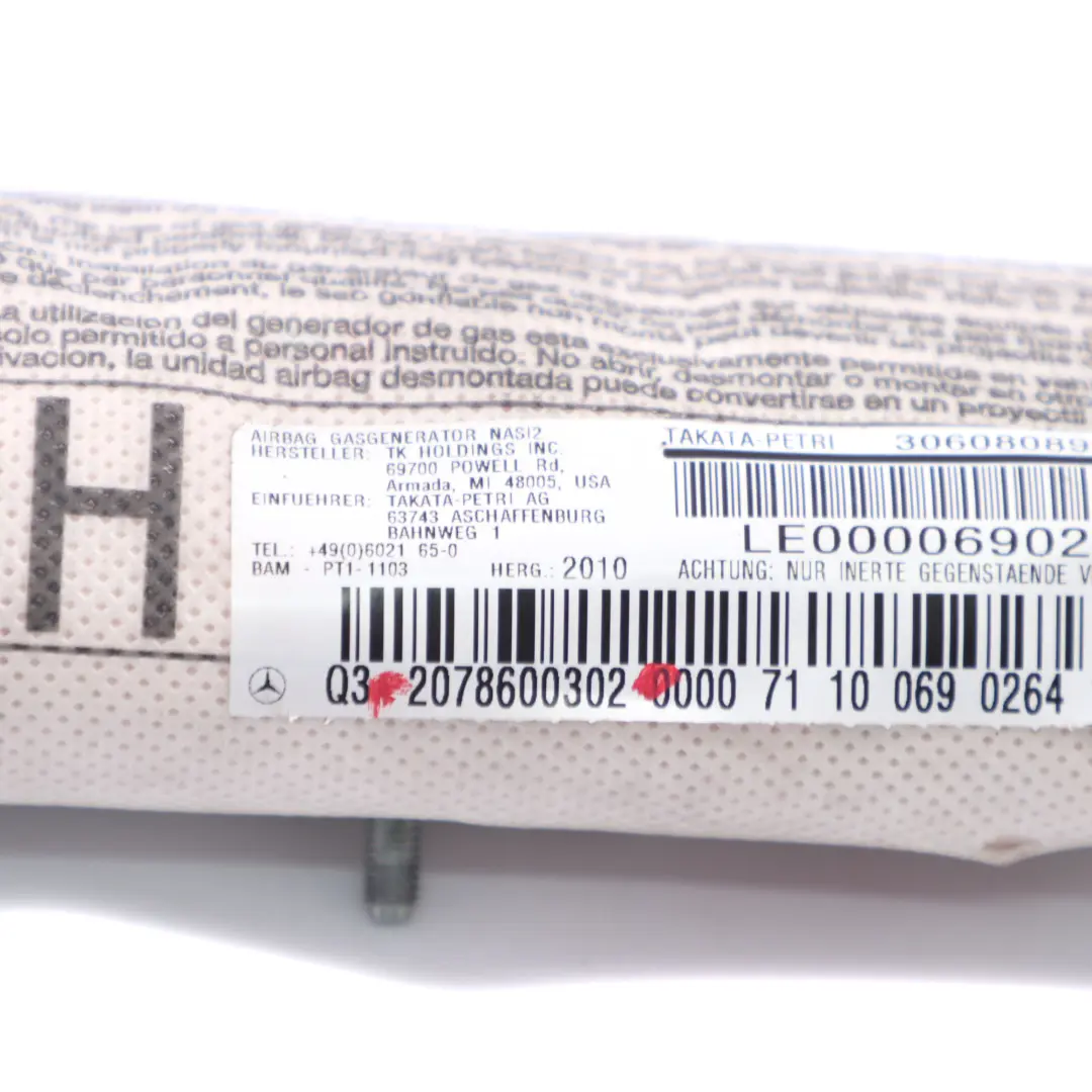 Poduszka Airbag Fotela Lewy Przód do Mercedes C204 C207 o numerze A2078600302 Mercedes C204 C207 Poduszka Airbag Fotela Lewy Przód - SKU A2078600302 - Numer Części A2078600302