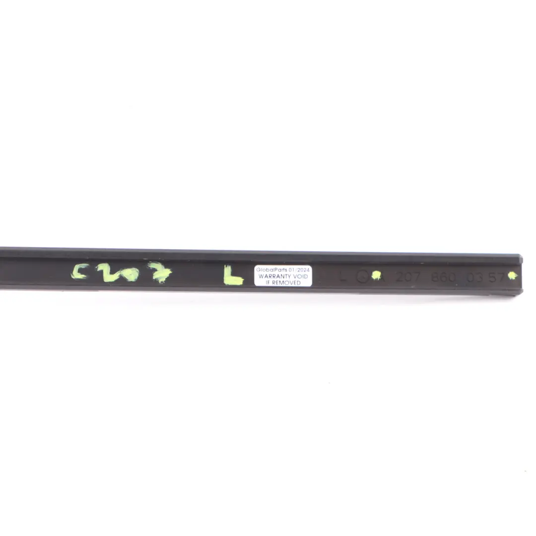 BMW F32 F82 M4 Sicherheitsgurtzuführung Vorne Links Übergabearm Chrom 7307915 - SKU A2078600357 - Teilenummer A2078600357