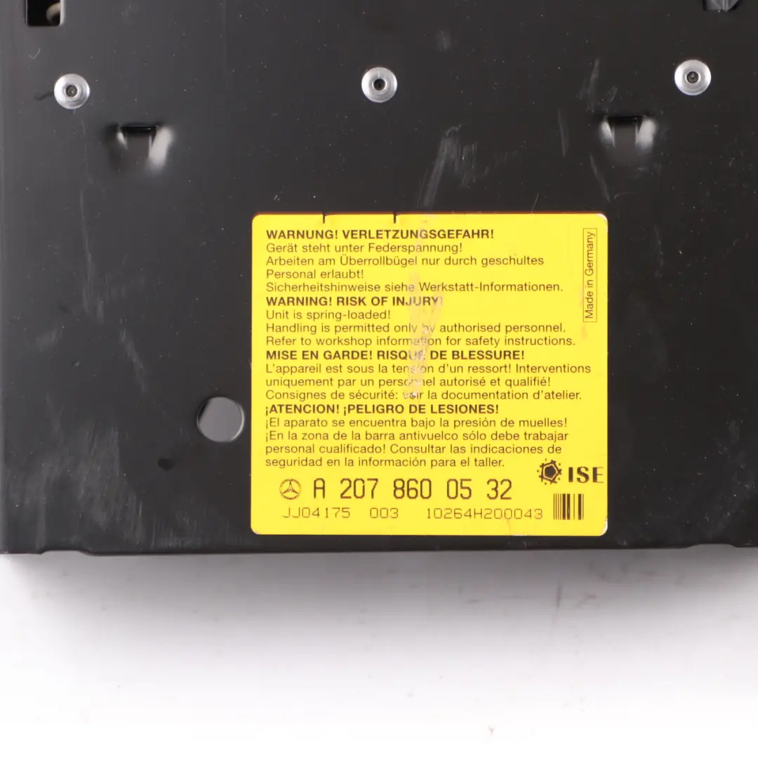 Headrest Mercedes W207 Cabrio A207 Head Rest Roll Over Bar Assembly to Rear with Part number A2078600532 Rear Headrest Mercedes W207 Cabrio A207 Head Rest Roll Over Bar Assembly - SKU A2078600532-1 - Part number A2078600532