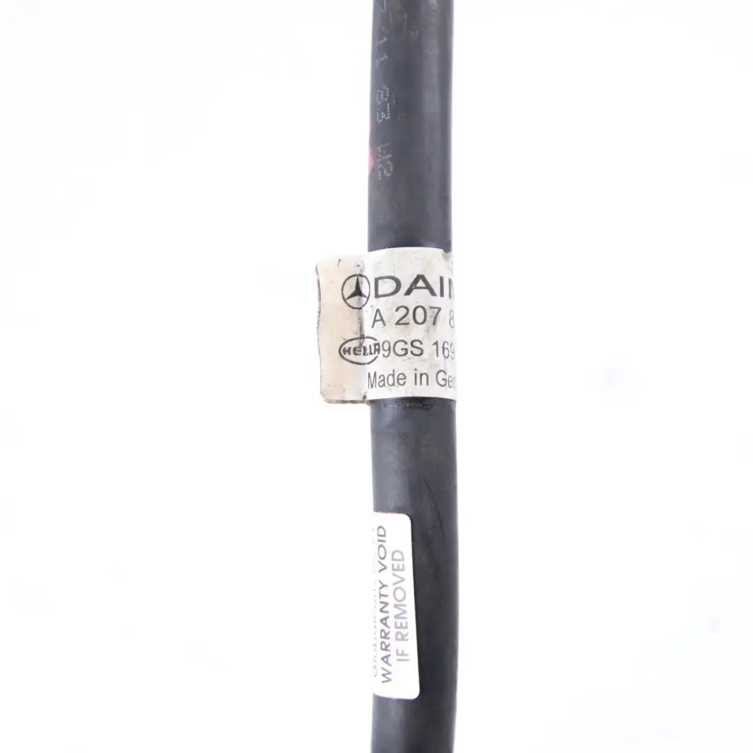 W207 Przewód Wąż Spryskiwaczy do Mercedes o numerze A2078600692 Mercedes W207 Przewód Wąż Spryskiwaczy - SKU A2078600692 - Numer Części A2078600692