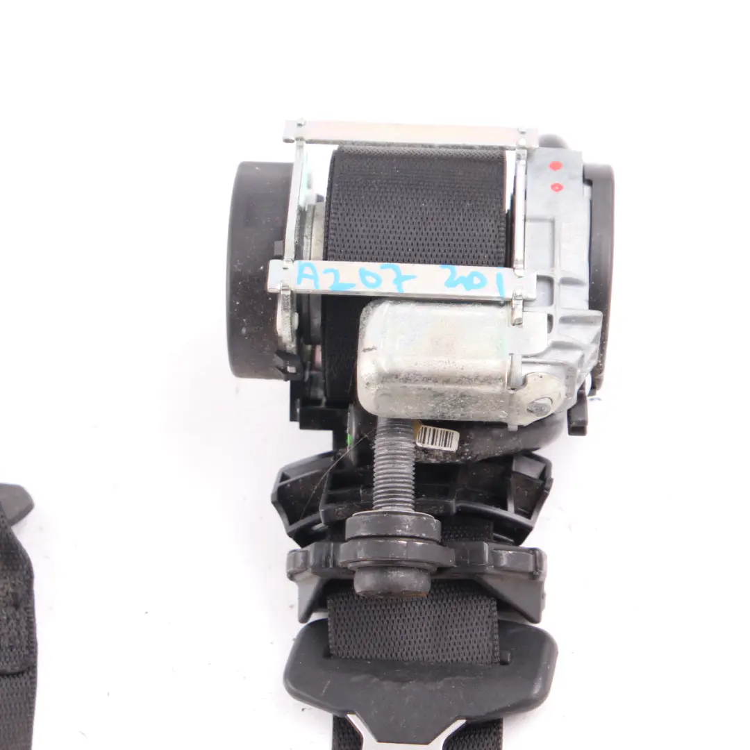 Belt Mercedes W207 A207 Rear Right O/S Safety Belt Black to Seat with Part number A2078601685 Seat Belt Mercedes W207 A207 Rear Right O/S Safety Belt Black - SKU A2078601685 - Part number A2078601685