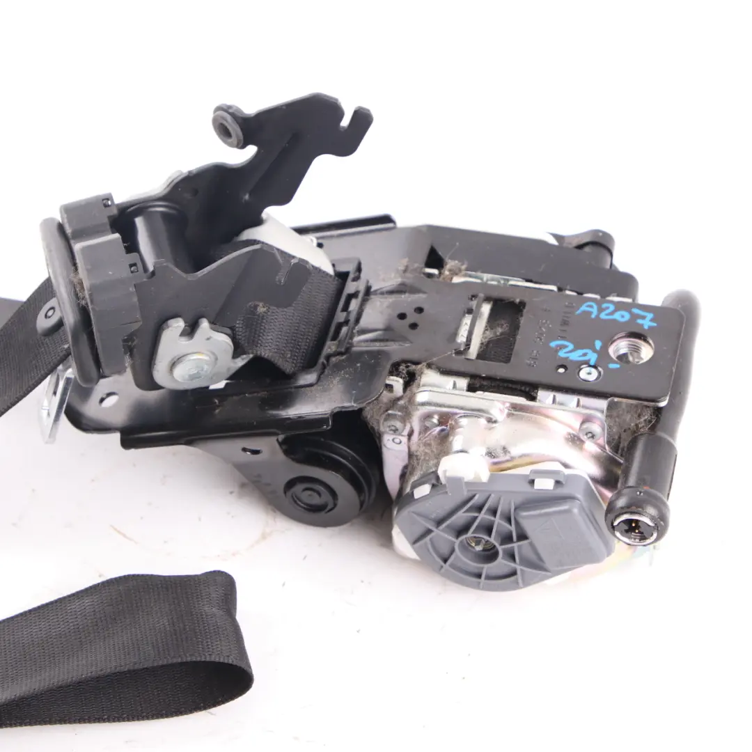 W207 A207 C207 Ceinture de Sécurité Avant Droite Noir pour Mercedes à propos du numéro de pièce A2078605285 Mercedes W207 A207 C207 Ceinture de Sécurité Avant Droite Noir - SKU A2078605285 - Numéro de pièce A2078605285