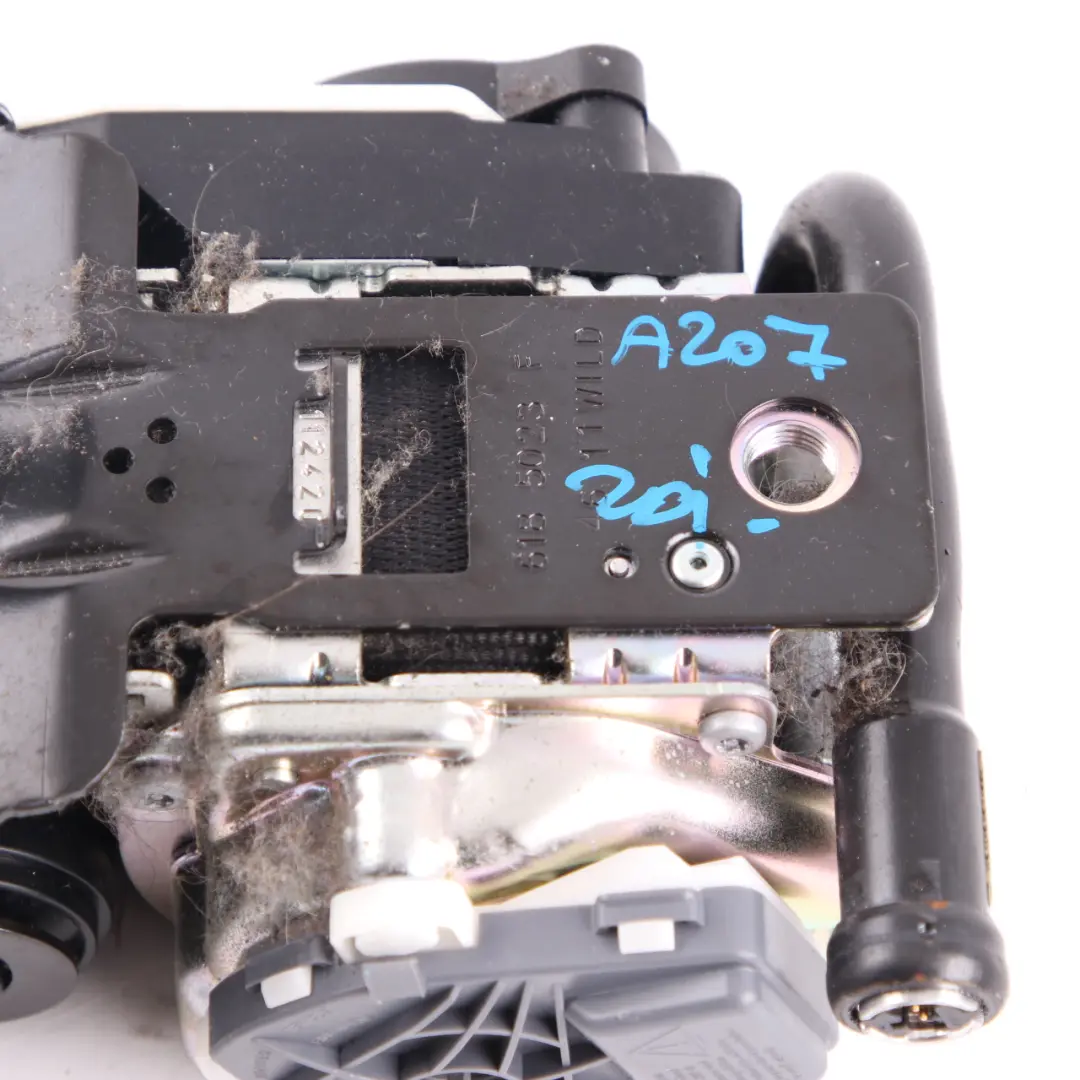 W207 A207 C207 Sicherheitsgurt Vorne Rechts Schwarz für Mercedes mit Teilenummer A2078605285 Mercedes W207 A207 C207 Sicherheitsgurt Vorne Rechts Schwarz - SKU A2078605285 - Teilenummer A2078605285