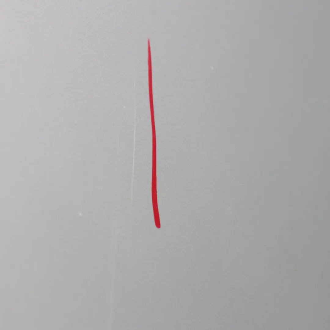 W207 Maska Silnika Iridium Silver - 775 do Mercedes o numerze A2078800057 Mercedes W207 Maska Silnika Iridium Silver - 775 - SKU A2078800057-IRS - Numer Części A2078800057