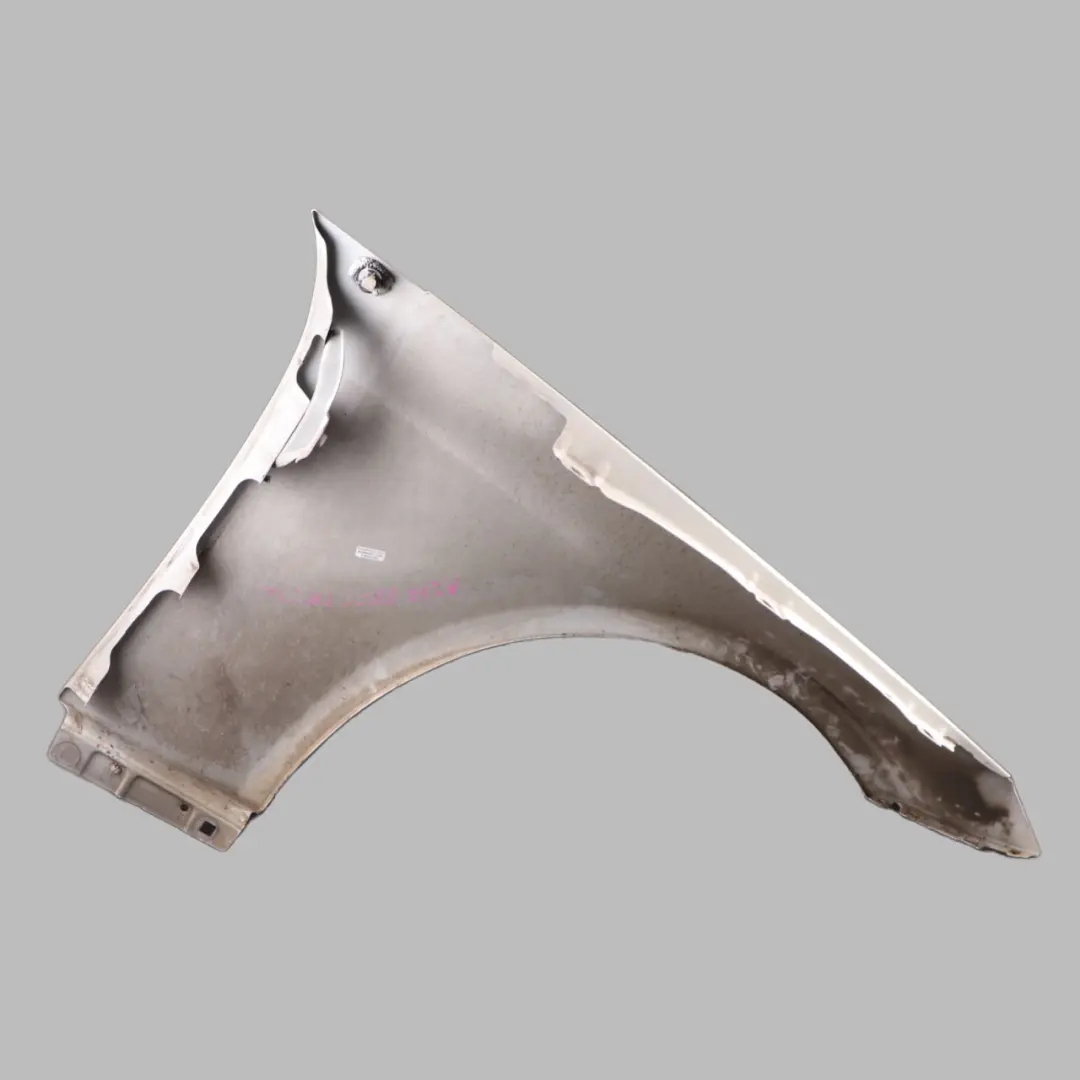 W207 Wing Side Panel Front Left N/S Fender Calcite White - 650 to Mercedes with Part number A2078800118 Mercedes W207 Wing Side Panel Front Left N/S Fender Calcite White - 650 - SKU A2078800118-CW - Part number A2078800118