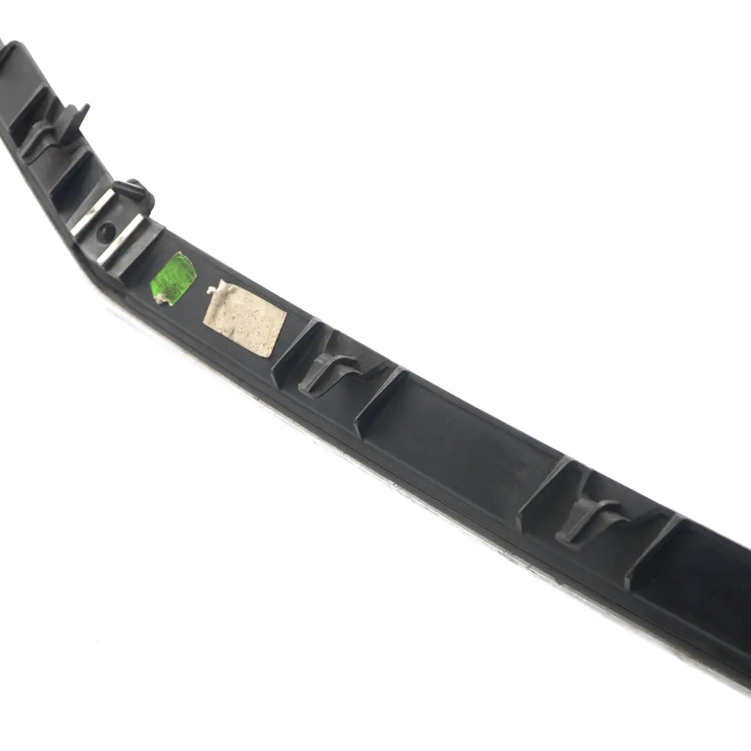 W207 C207 Listwa Atrapy Chrom A2078880560 do Mercedes o numerze A2078800583 Mercedes W207 C207 Listwa Atrapy Chrom A2078880560 - SKU A2078800583 - Numer Części A2078800583