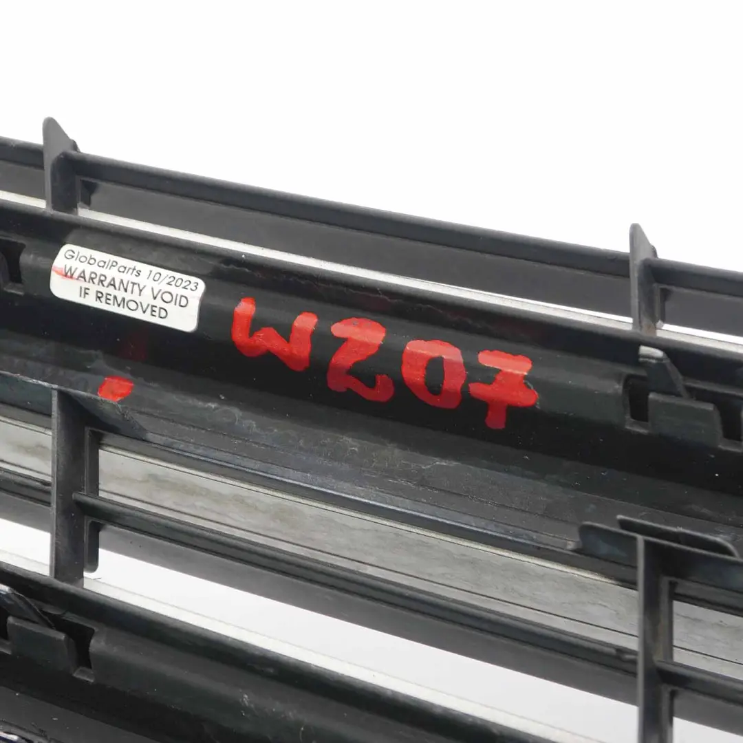 Mercedes W207 Atrapa Chłodnicy Grill Chrom Zderzaka Przód - SKU A2078803183 - Numer Części A2078803183