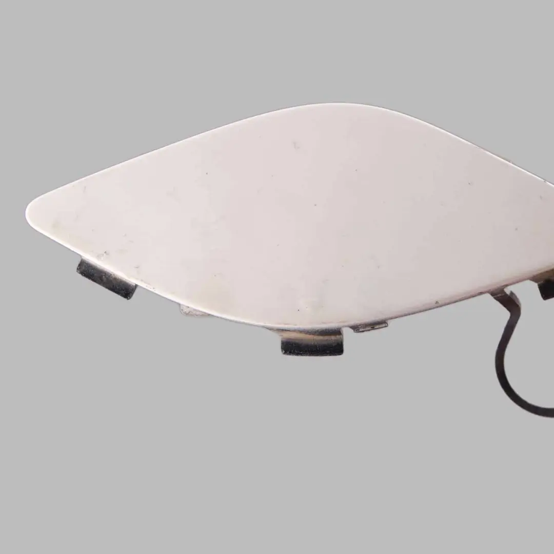 W207 Parachoques Delantero Ojo Tapa Gancho Diamante Blanco para Mercedes con número de pieza A2078850123 Mercedes W207 Parachoques Delantero Ojo Tapa Gancho Diamante Blanco - SKU A2078850123-DWM - Número de pieza A2078850123