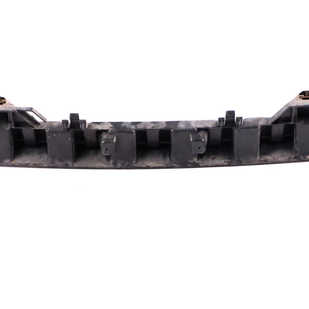 Hintere Stoßstange Mitte Halterung Obsidian Schwarz - 197 für Mercedes Vito W639 mit Teilenummer A2078850165 Mercedes Vito W639 Hintere Stoßstange Mitte Halterung Obsidian Schwarz - 197 - SKU A2078850165 - Teilenummer A2078850165