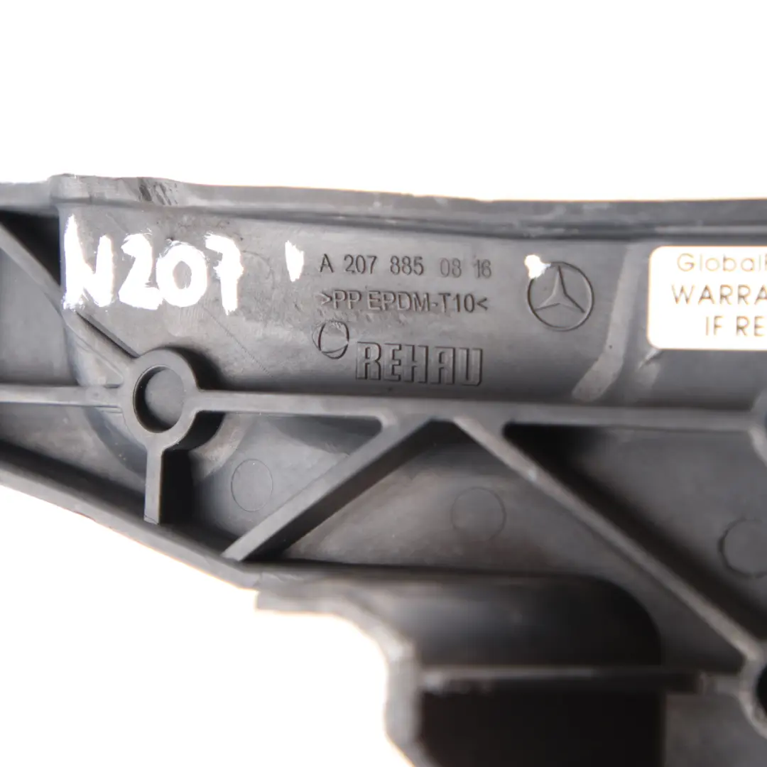 Mercedes W207 C207 A207 Support de pare-chocs avant droit - SKU A2078850816 - Numéro de pièce A2078850816