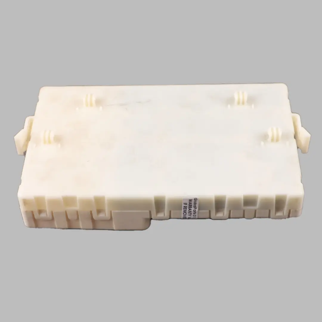 Door Module Rear Right O/S Control Unit ECU to Mercedes C207 with Part number A2079000600 Mercedes C207 Door Module Rear Right O/S Control Unit ECU - SKU A2079000600 - Part number A2079000600