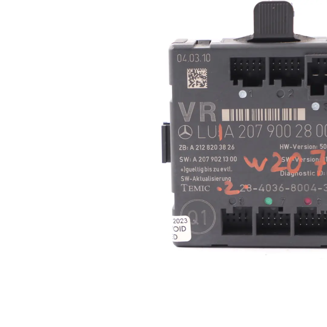 W207 Cabrio Tür Modul Vorne Rechts Steuergerät für Mercedes mit Teilenummer A2079002800 Mercedes W207 Cabrio Tür Modul Vorne Rechts Steuergerät - SKU A2079002800 - Teilenummer A2079002800