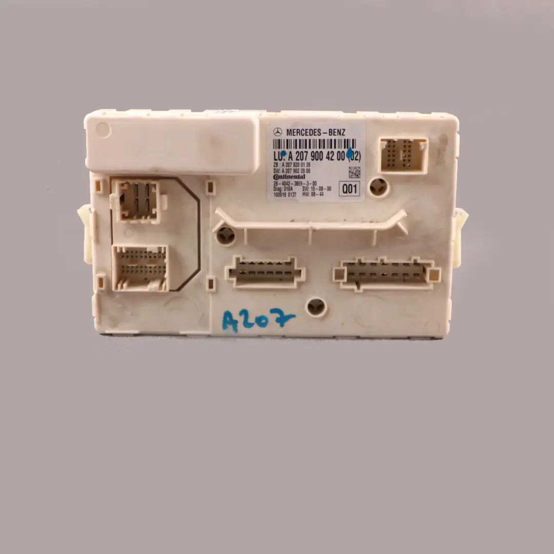 W207 A207 Convertible Roof Module Folding Top Control Unit to Mercedes with Part number A2079004200 Mercedes W207 A207 Convertible Roof Module Folding Top Control Unit - SKU A2079004200 - Part number A2079004200