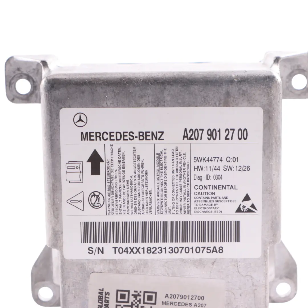 Mercedes A207 Cabriolet Renfort de toit Module Airbag - SKU A2079012700 - Numéro de pièce A2079012700