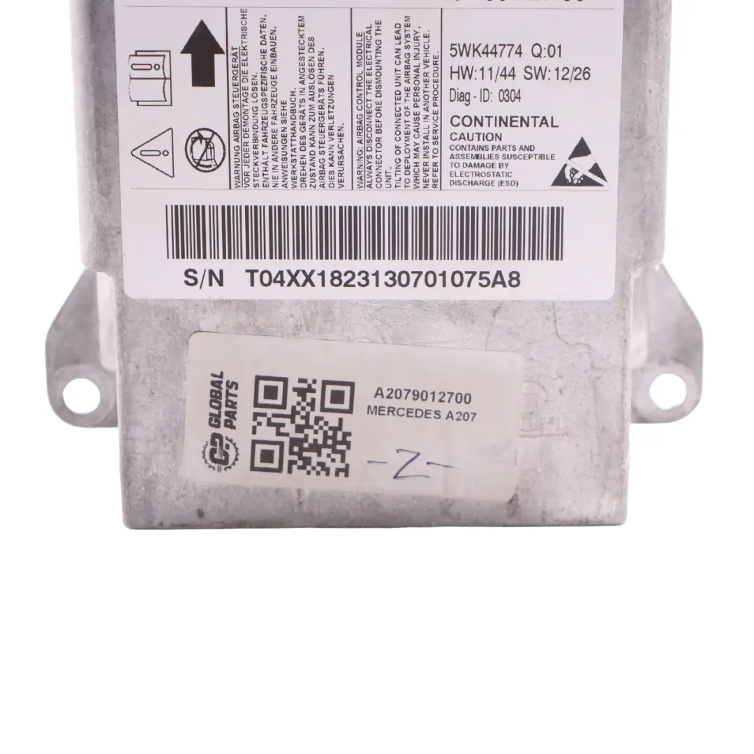 Mercedes A207 Cabriolet Renfort de toit Module Airbag - SKU A2079012700 - Numéro de pièce A2079012700