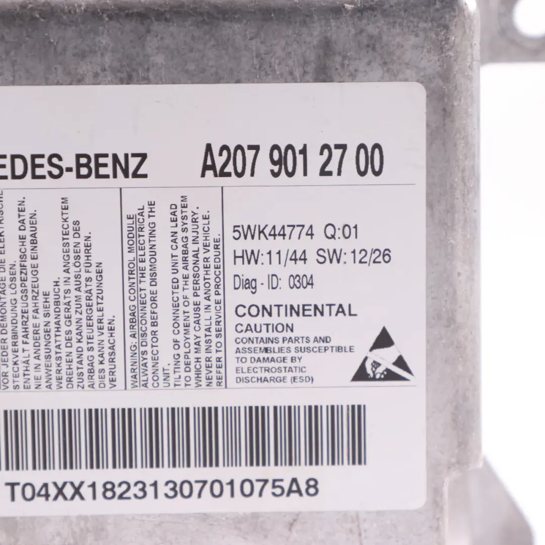 Mercedes A207 Cabriolet Renfort de toit Module Airbag - SKU A2079012700 - Numéro de pièce A2079012700