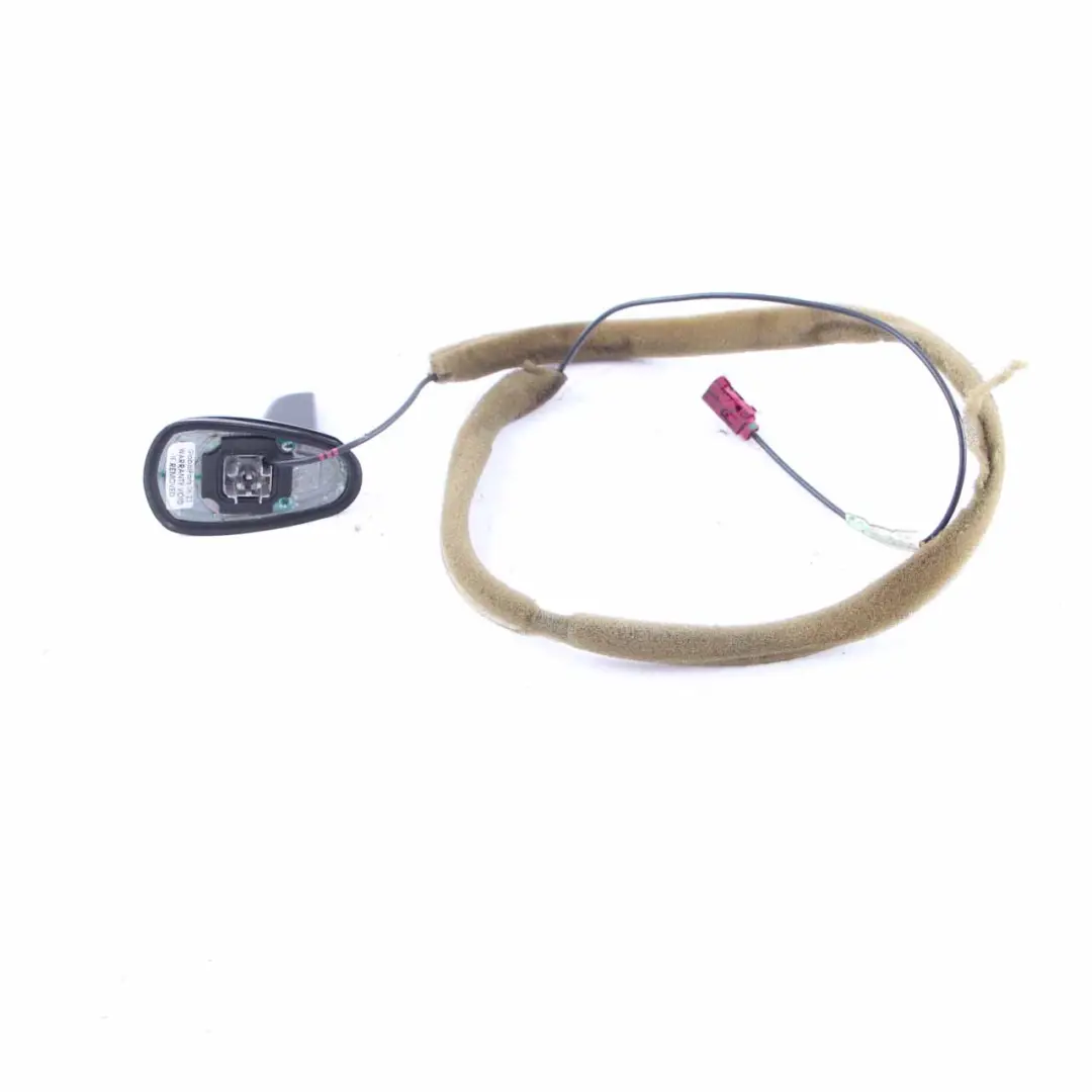 Mercedes C204 C207 Antena Dachowa Płetwa Rekina Górna Czarna - SKU A2079050136 - Numer Części A2079050136