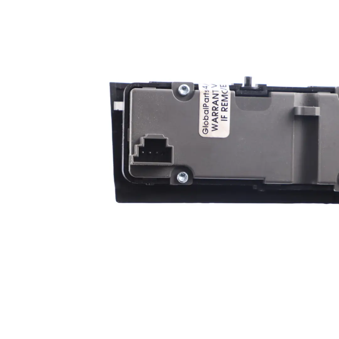 interruttore sicurezza sedile riscaldato per Mercedes A207 Cabrio con numero di parte A2079052902 Mercedes A207 Cabrio interruttore sicurezza sedile riscaldato - SKU A2079052902 - Numero di parte A2079052902