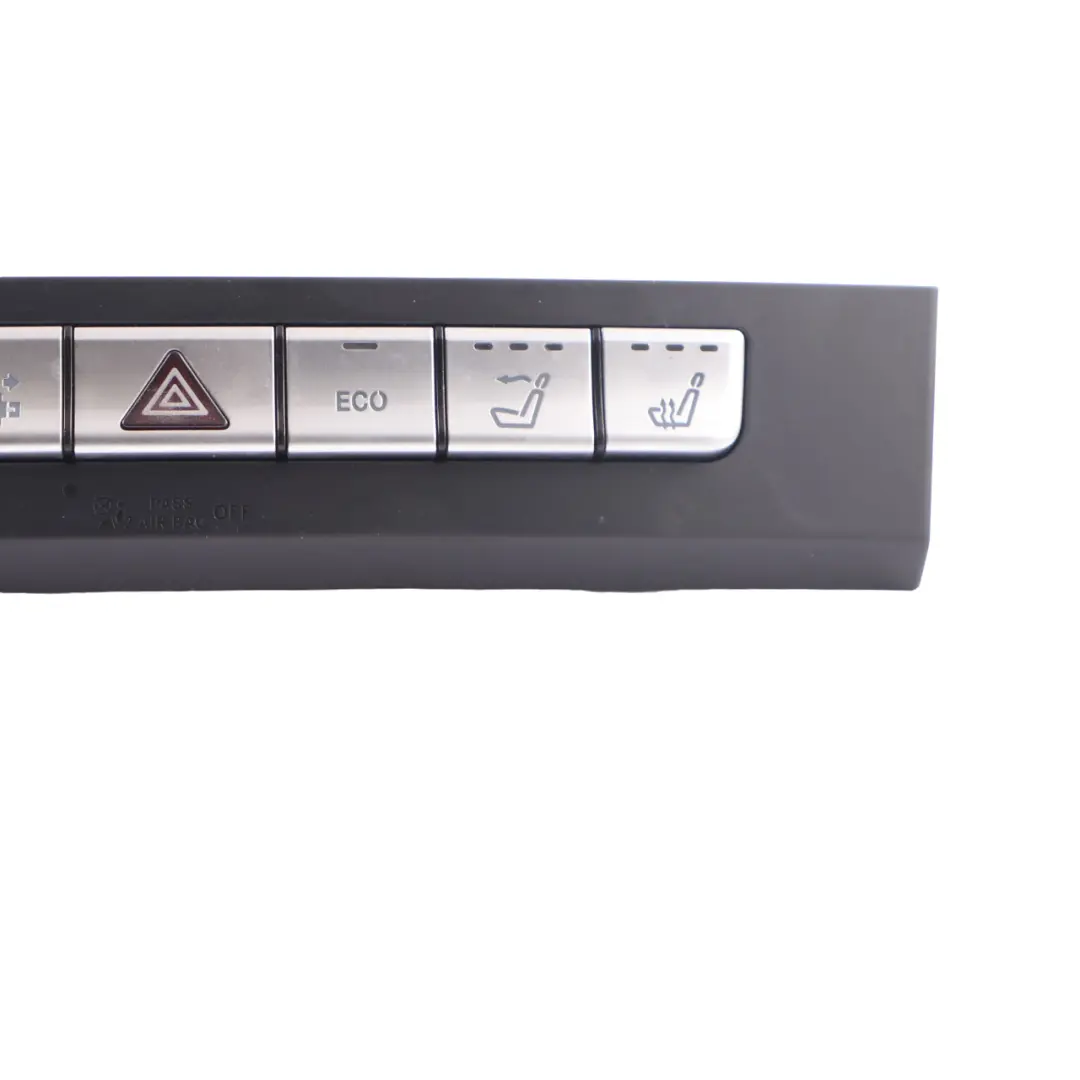 interruttore sicurezza sedile riscaldato per Mercedes A207 Cabrio con numero di parte A2079052902 Mercedes A207 Cabrio interruttore sicurezza sedile riscaldato - SKU A2079052902 - Numero di parte A2079052902