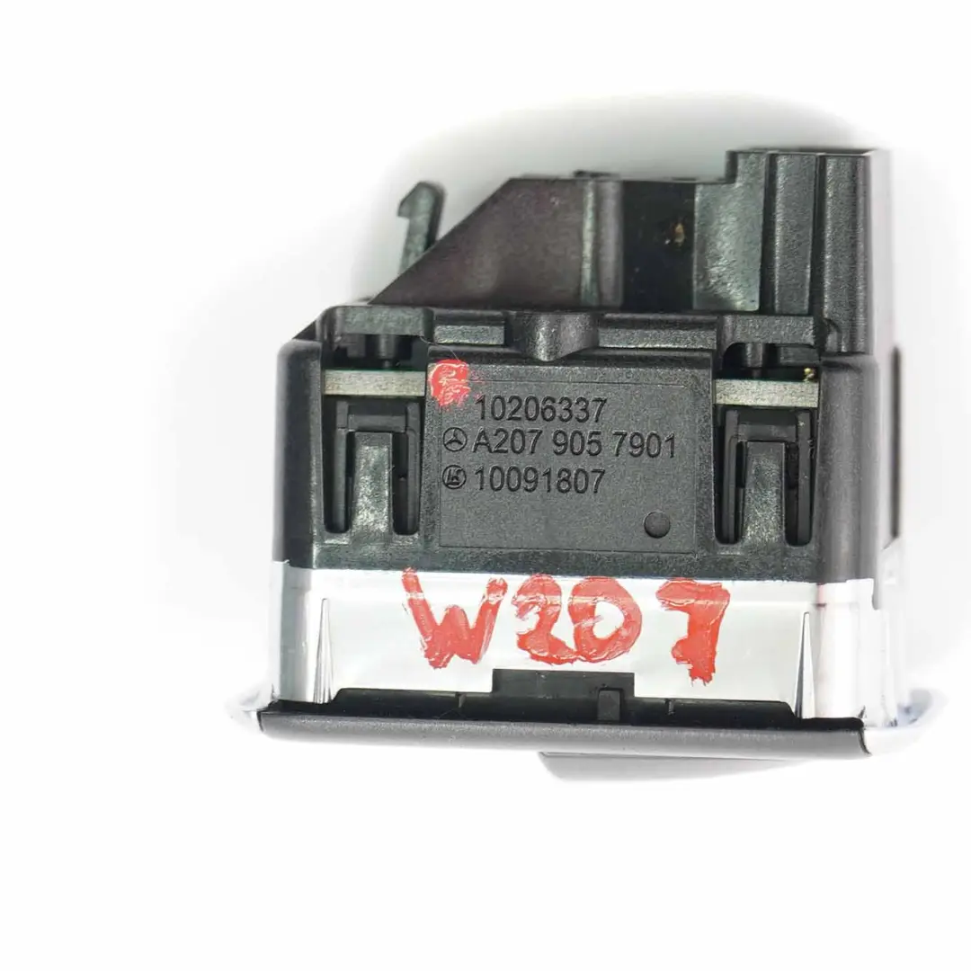 W207 C207 Przełącznik Klapy do Mercedes o numerze A2079057901 Mercedes W207 C207 Przełącznik Klapy - SKU A2079057901 - Numer Części A2079057901