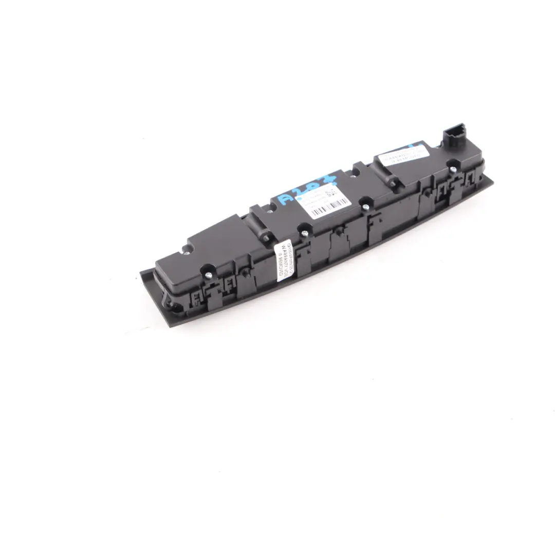 W207 A207 Pannello interruttori Console centrale cruscotto riscaldata per Mercedes con numero di parte A2079059300 Mercedes W207 A207 Pannello interruttori Console centrale cruscotto riscaldata - SKU A2079059300 - Numero di parte A2079059300