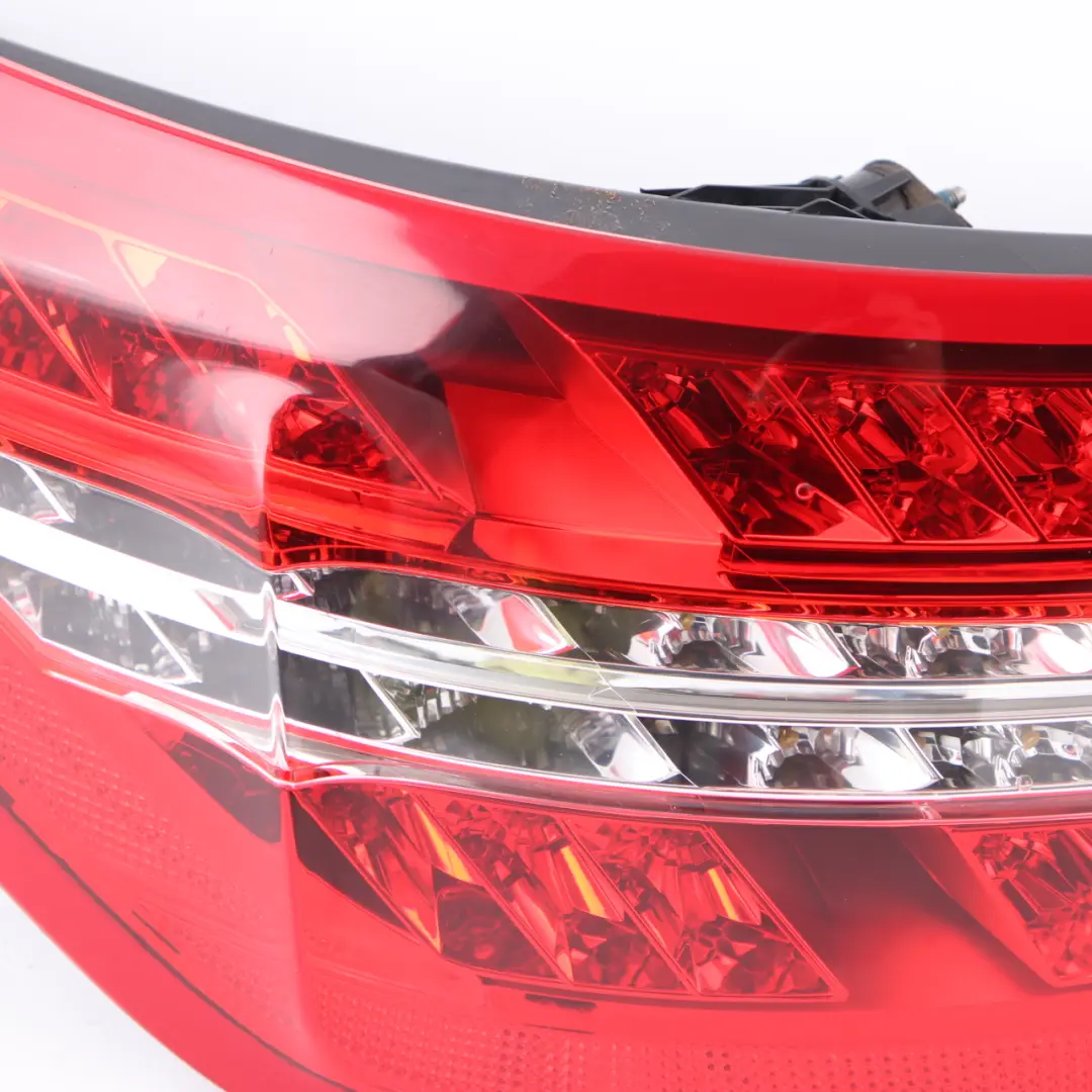 W207 A207 C207 Luz Trasera Luz Trasera Izquierda para Mercedes con número de pieza A2079060158 Mercedes W207 A207 C207 Luz Trasera Luz Trasera Izquierda - SKU A2079060158 - Número de pieza A2079060158