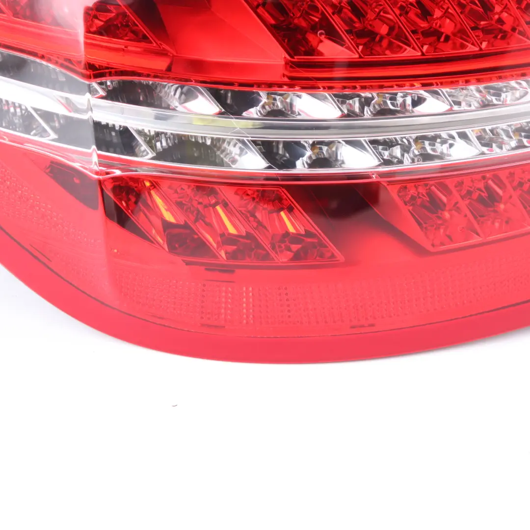  Feu Arrière Mercedes W207 A207 C207 Feu Arrière Gauche - SKU A2079060158 - Numéro de pièce A2079060158