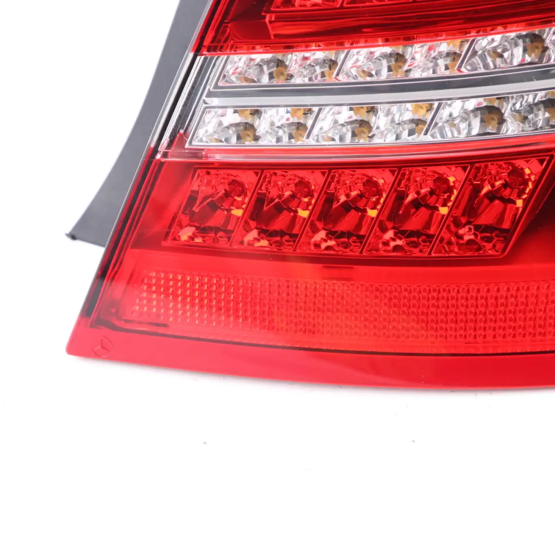  Piloto Trasero Mercedes W207 A207 C207 Luz Trasera Derecha - SKU A2079060258 - Número de pieza A2079060258