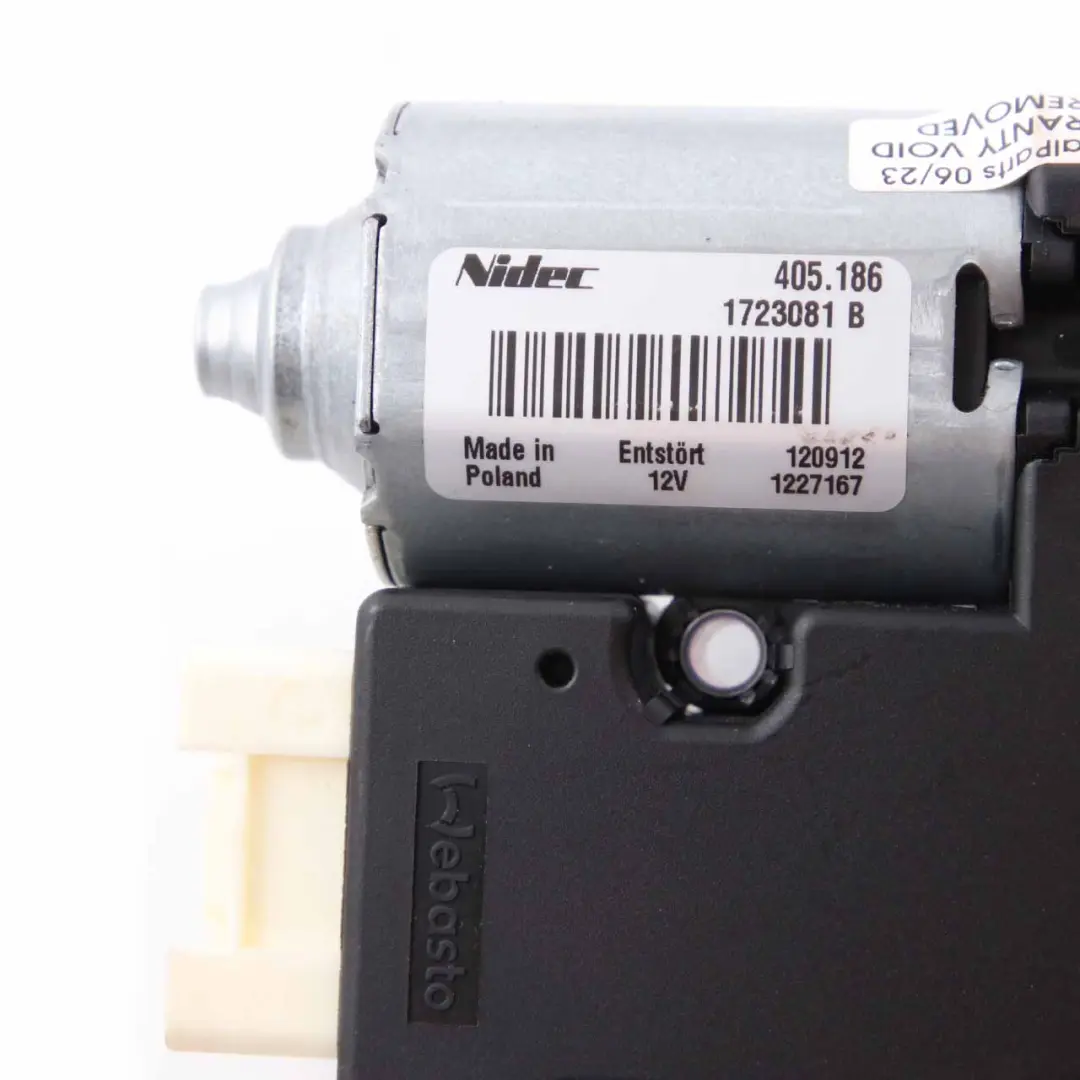 Sunroof Drive Mercedes W204 W207 Coupe Sun Roof Motor Actuator Unit to with Part number A2079060600 Sunroof Drive Mercedes W204 W207 Coupe Sun Roof Motor Actuator Unit - SKU A2079060600 - Part number A2079060600