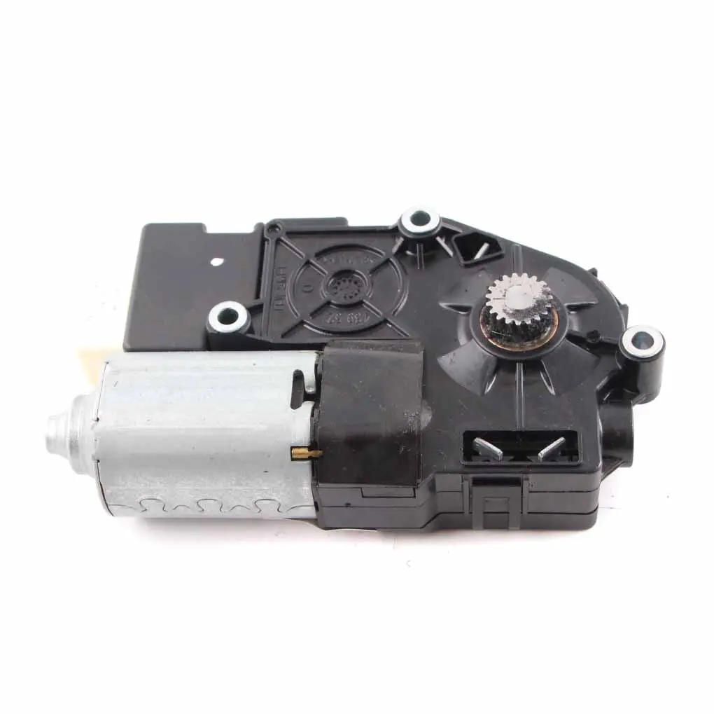 Sunroof Drive Mercedes W204 W207 Coupe Sun Roof Motor Actuator Unit to with Part number A2079060600 Sunroof Drive Mercedes W204 W207 Coupe Sun Roof Motor Actuator Unit - SKU A2079060600 - Part number A2079060600