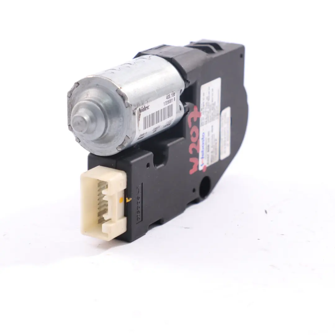 W207 W212 Sunroof Drive Sun Roof Motor Actuator Unit to Mercedes W204 with Part number A2079061000 Mercedes W204 W207 W212 Sunroof Drive Sun Roof Motor Actuator Unit - SKU A2079061000 - Part number A2079061000