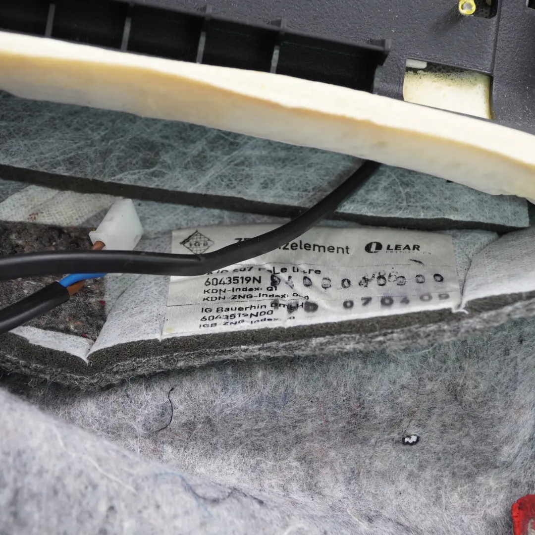 Mercedes W207 Asiento Delantero Calefactable Izquierdo Derecho Funda Cuero - SKU A2079101747-15 - Número de pieza A2079101747