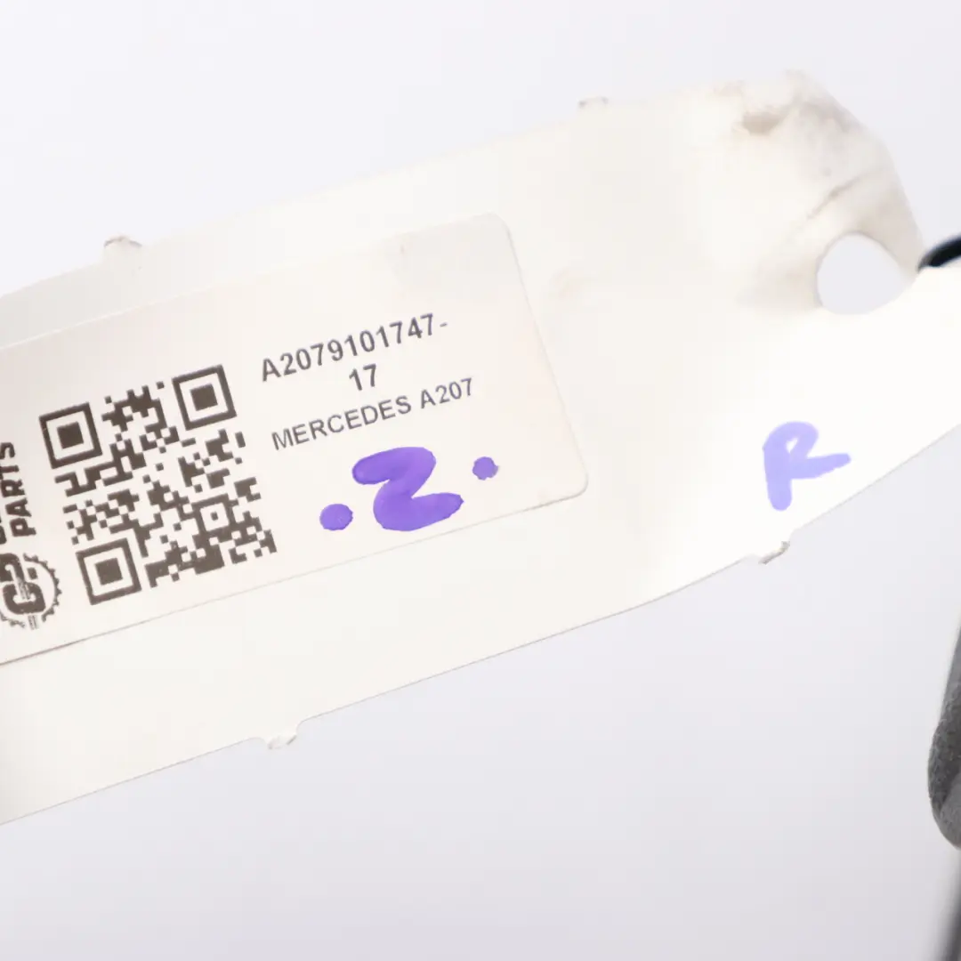 Front Seat Mercedes C204 A207 Coupe Right O/S Leather Beige Interior to with Part number A2079101747 Front Seat Mercedes C204 A207 Coupe Right O/S Leather Beige Interior - SKU A2079101747-17 - Part number A2079101747