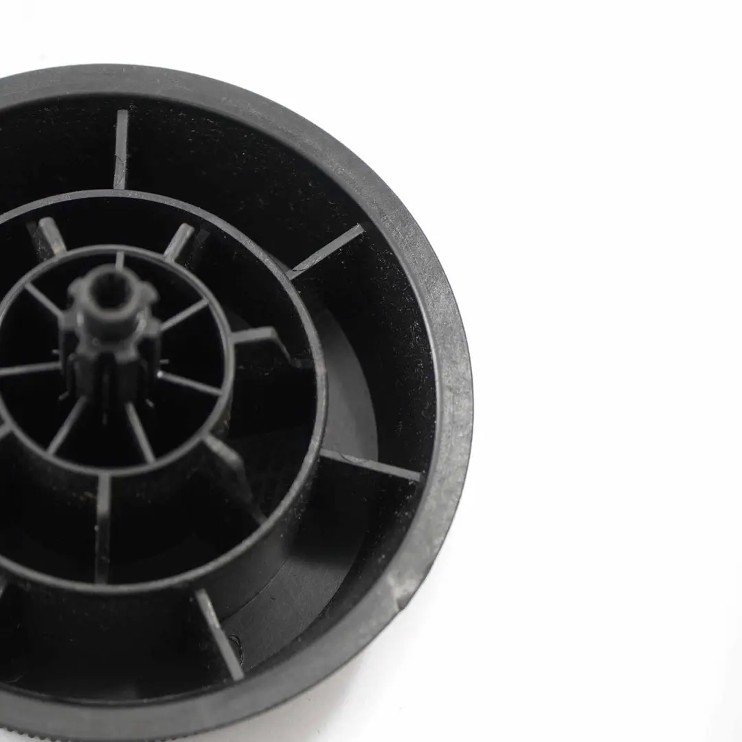 Adjust Front Left Right N/O/S Hand Wheel to Mercedes W204 Coupe Seat with Part number A2079190088 Mercedes W204 Coupe Seat Adjust Front Left Right N/O/S Hand Wheel - SKU A2079190088 - Part number A2079190088