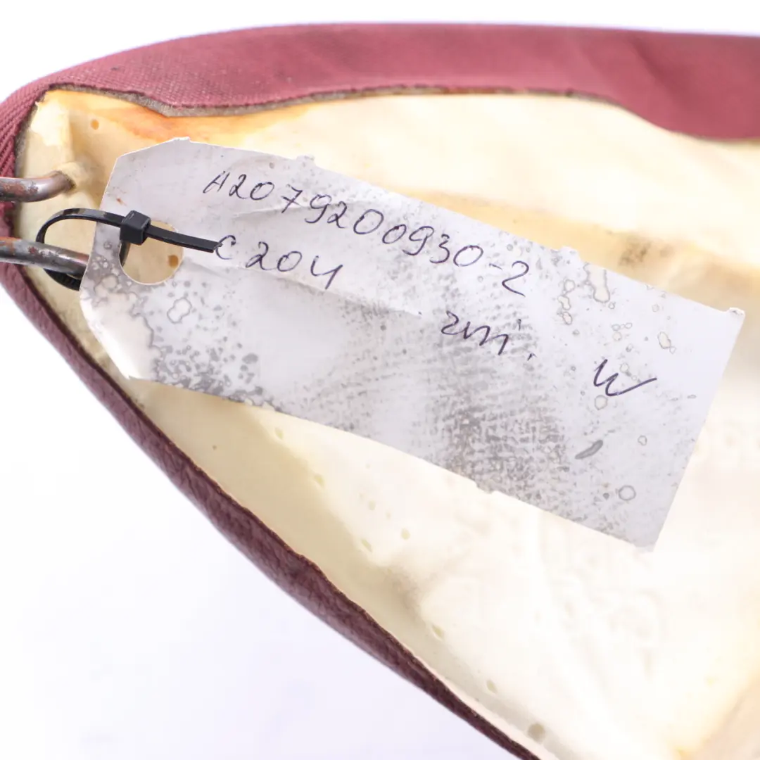 Dossier Panneau Latéral Siège Arrière Gauche Tissu Cuir Rouge pour Mercedes C204 C207 à propos du numéro de pièce A2079200930 Mercedes C204 C207 Dossier Panneau Latéral Siège Arrière Gauche Tissu Cuir Rouge - SKU A2079200930-2 - Numéro de pièce A2079200930