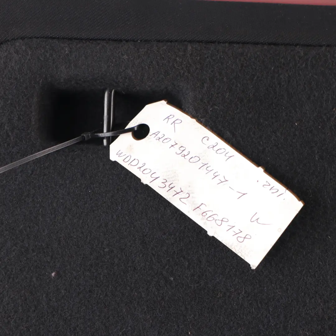 Mercedes C204 C207 Dossier de siège Couvercle arrière droit en cuir rouge - SKU A2079201447-1 - Numéro de pièce A2079201447