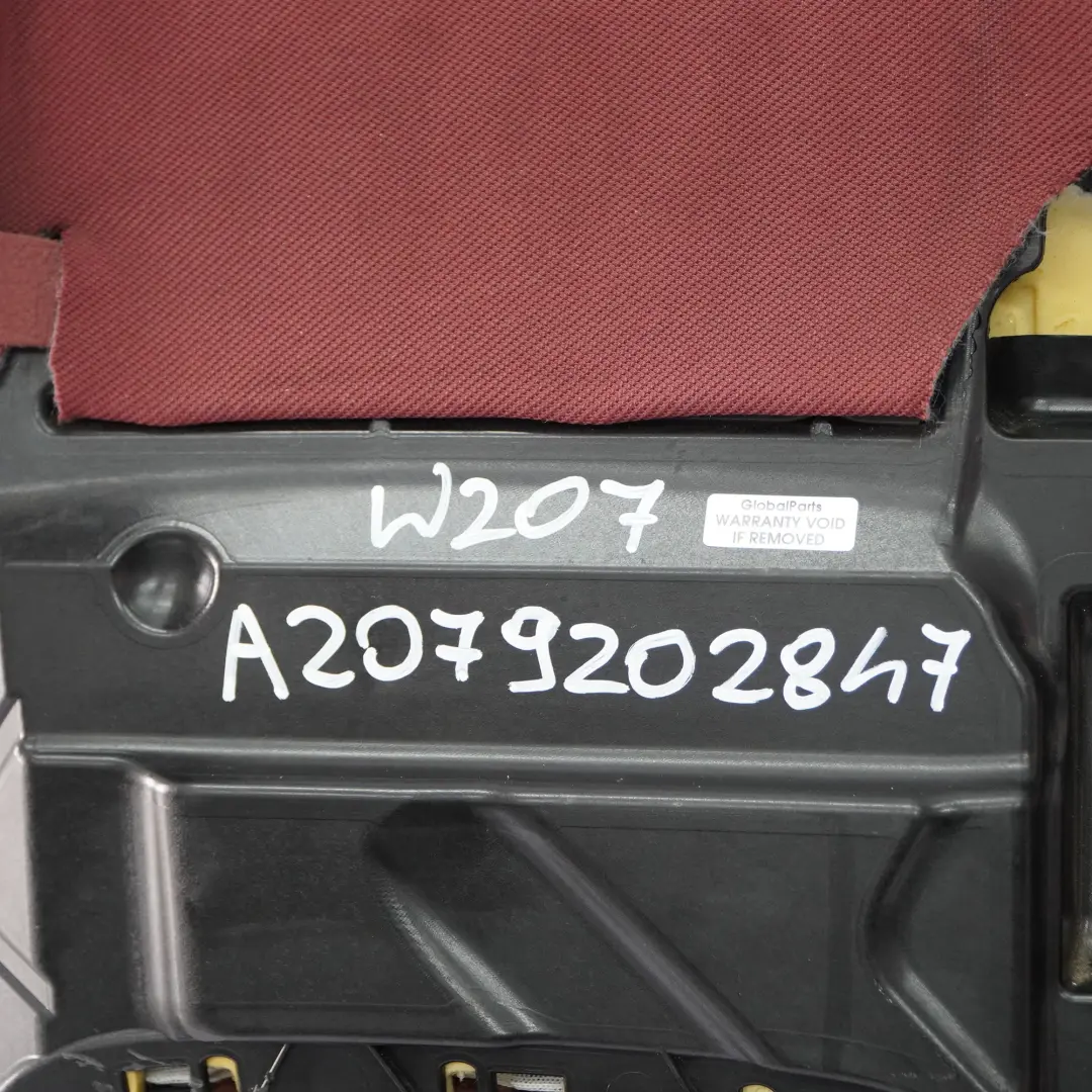 Mercedes A207 Cabrio Respaldo Asiento Trasero Respaldo Cuero Rojo - SKU A2079202847 - Número de pieza A2079202847