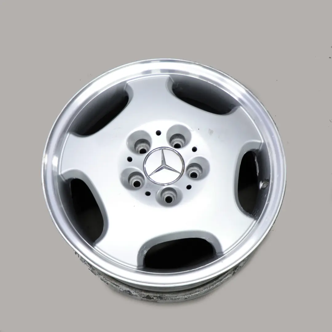  Llanta De aleacion plateada Mercedes W202 W208 C208 16" ET:37 7J - SKU A2084010102-1 - Número de pieza A2084010102