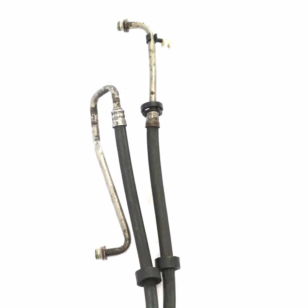 Tuyau d'huile de boîte de vitesses gauche M112 pour Mercedes W209 à propos du numéro de pièce A2092700696 Mercedes W209 Tuyau d'huile de boîte de vitesses gauche M112 - SKU A2092700696 - Numéro de pièce A2092700696