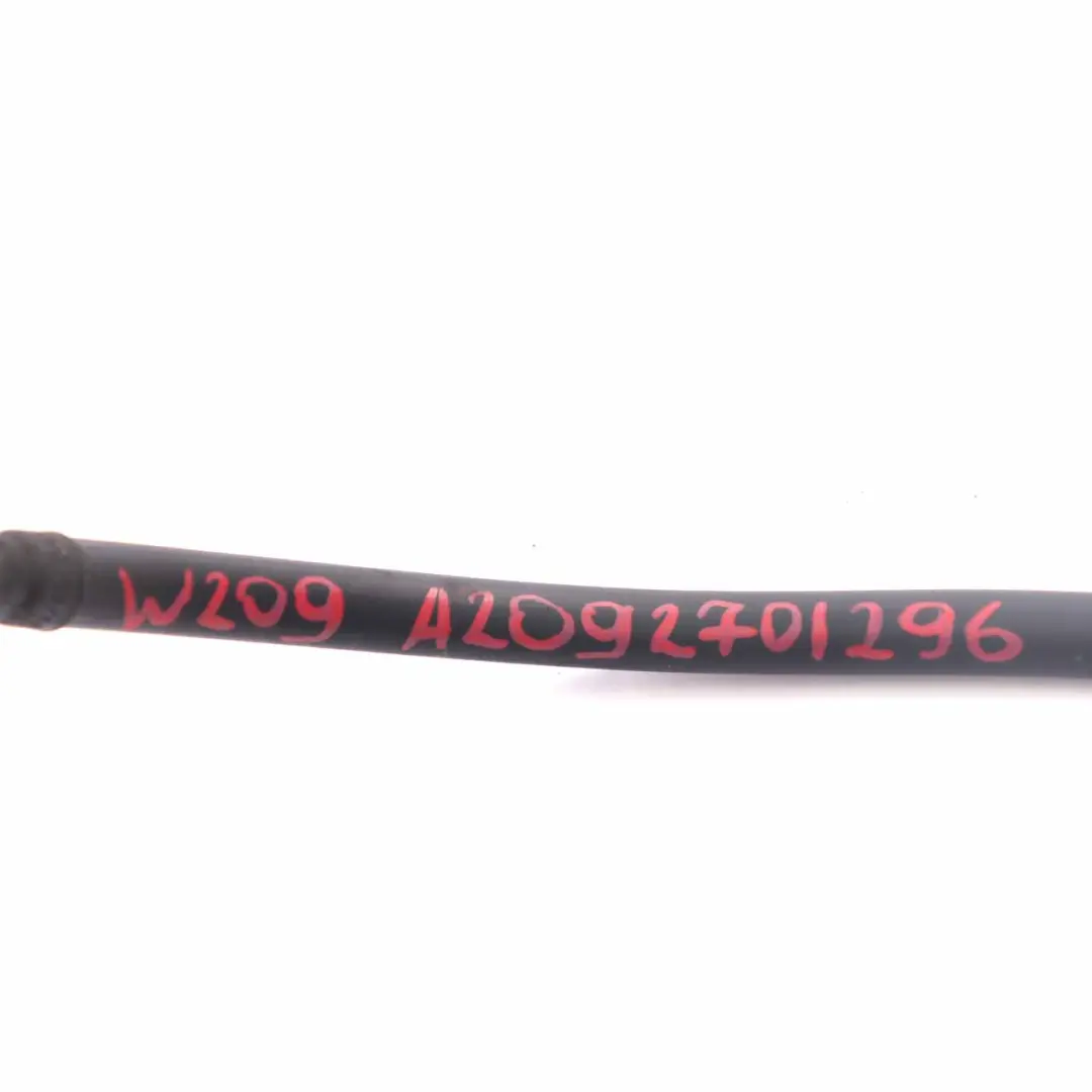 Boîte vitesses automatique Tuyau huile transmission pour Mercedes W203 à propos du numéro de pièce A2092701296 Mercedes W203 Boîte vitesses automatique Tuyau huile transmission - SKU A2092701296 - Numéro de pièce A2092701296