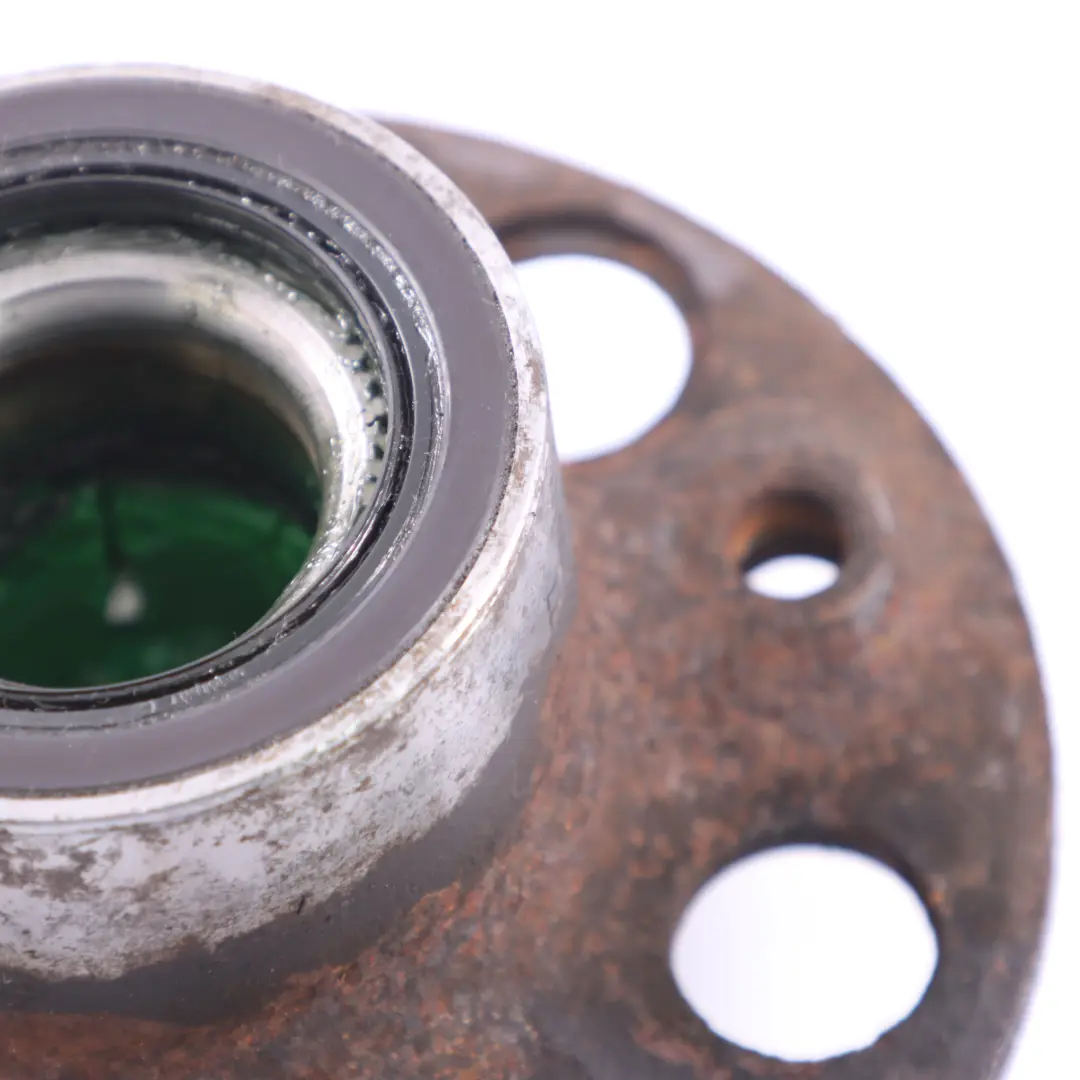 Buje Rueda Mercedes W203 C209 Cojinete Delantero Izquierdo Derecho para con número de pieza A2093300325 Buje Rueda Mercedes W203 C209 Cojinete Delantero Izquierdo Derecho - SKU A2093300325 - Número de pieza A2093300325