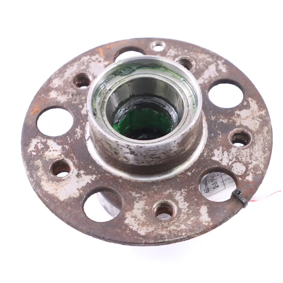 Buje Rueda Mercedes W203 C209 Cojinete Delantero Izquierdo Derecho para con número de pieza A2093300325 Buje Rueda Mercedes W203 C209 Cojinete Delantero Izquierdo Derecho - SKU A2093300325 - Número de pieza A2093300325