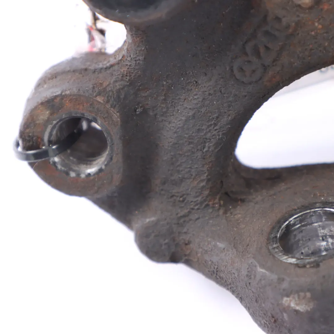 Carrier Mercedes R171 W203 C209 Front Left N/S Wheel Hub to Wheel with Part number A2093320001 Wheel Carrier Mercedes R171 W203 C209 Front Left N/S Wheel Hub - SKU A2093320001 - Part number A2093320001