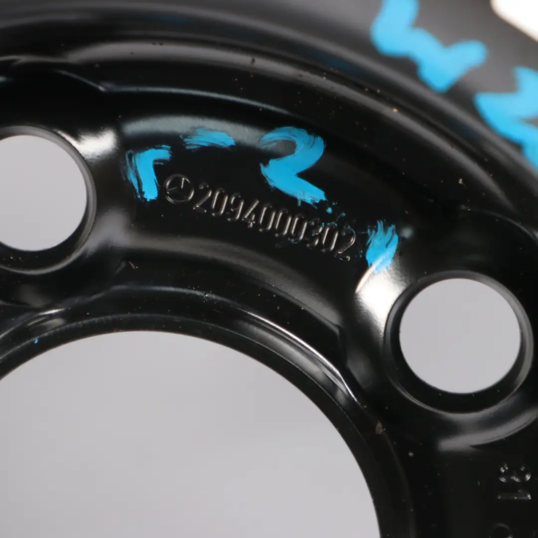 Roue De Secours Acier Pneu R17 3.5J ET:17 125/80 pour Mercedes W203 C209 à propos du numéro de pièce A2094000302 Mercedes W203 C209 Roue De Secours Acier Pneu R17 3.5J ET:17 125/80 - SKU A2094000302-2 - Numéro de pièce A2094000302