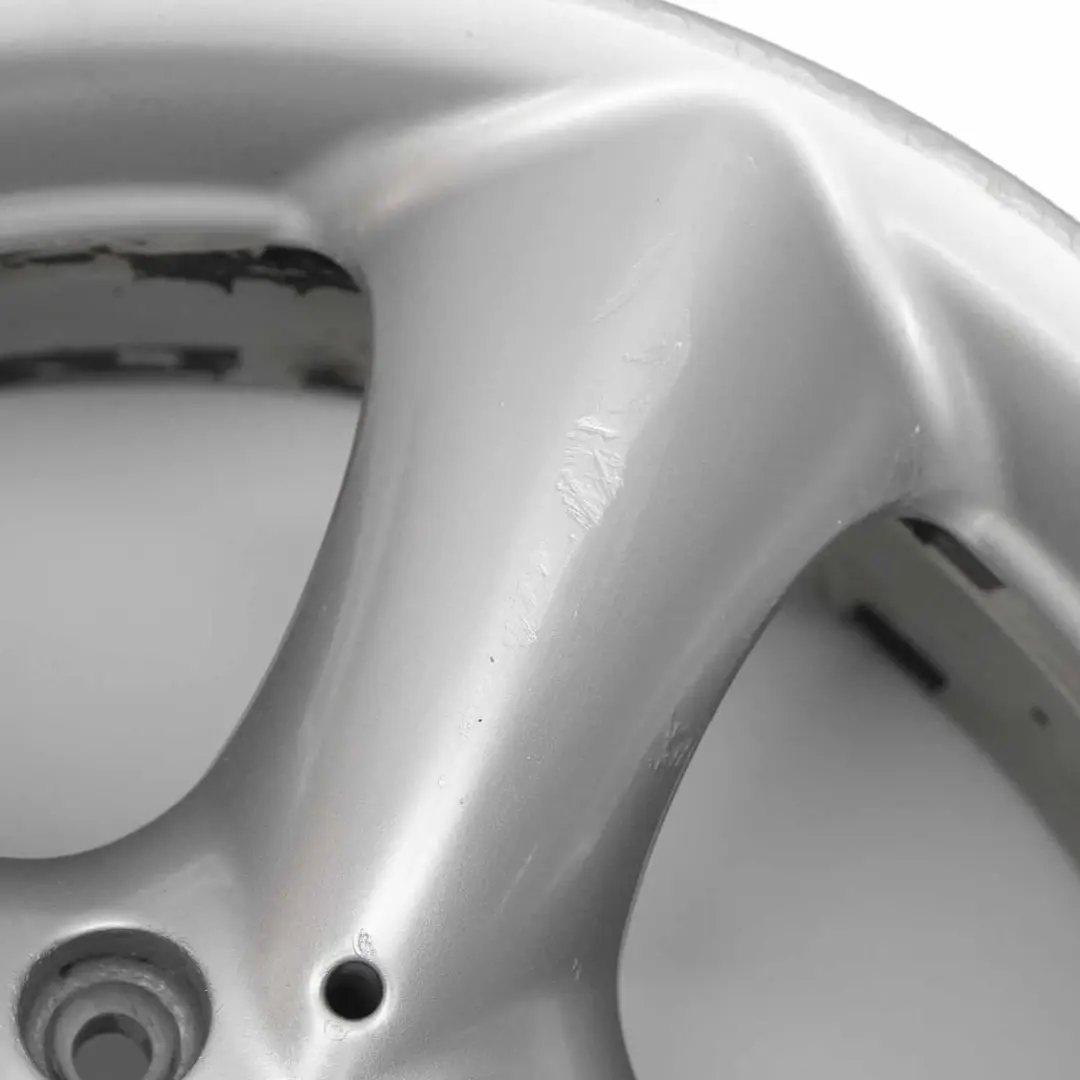 Silberne Leichtmetall felge vorne 17" ET:36 7,5J für Mercedes W203 W209 mit Teilenummer A2094010502 Mercedes W203 W209 Silberne Leichtmetall felge vorne 17" ET:36 7,5J - SKU A2094010502-1 - Teilenummer A2094010502