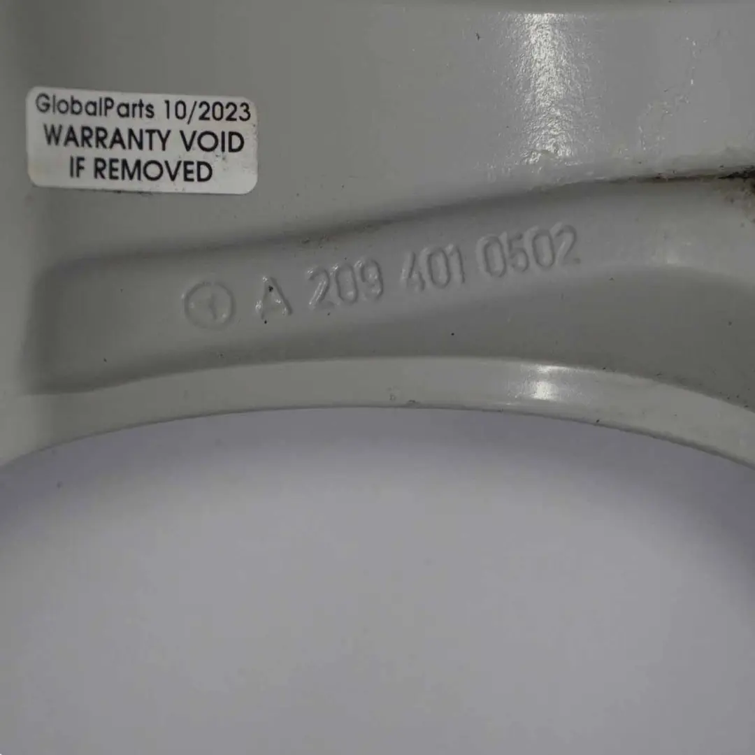 Plata llanta de aleación trasera 17 "ET:30 7,5J para Mercedes CLK W209 con número de pieza A2094010602 Mercedes CLK W209 Plata llanta de aleación trasera 17 "ET:30 7,5J - SKU A2094010602-1 - Número de pieza A2094010602