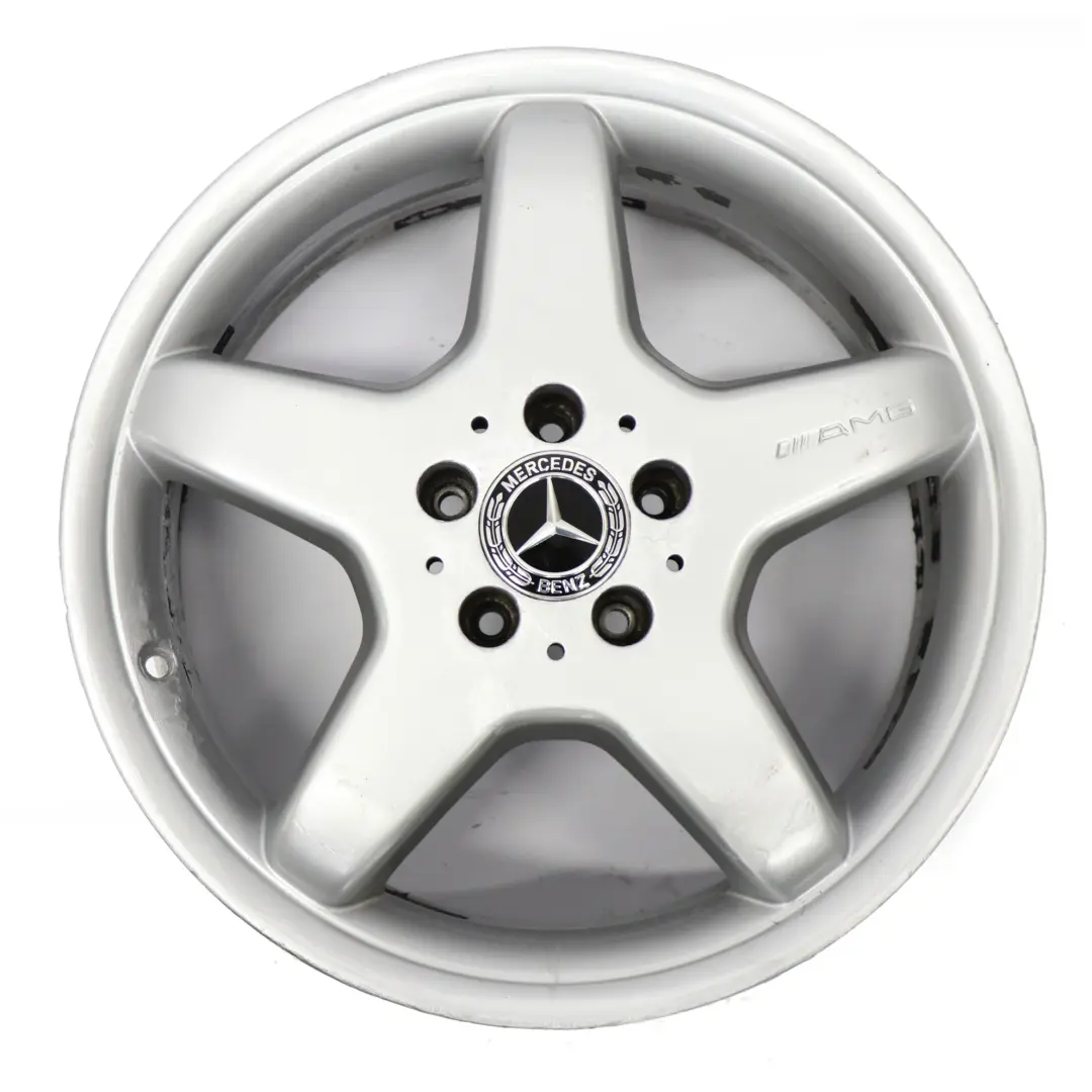 Leichtmetallfelge Vorne Silber 18" 7.5J ET:37 für Mercedes CLK W209 C209 mit Teilenummer A2094011602 Mercedes CLK W209 C209 Leichtmetallfelge Vorne Silber 18" 7.5J ET:37 - SKU A2094011602-1 - Teilenummer A2094011602